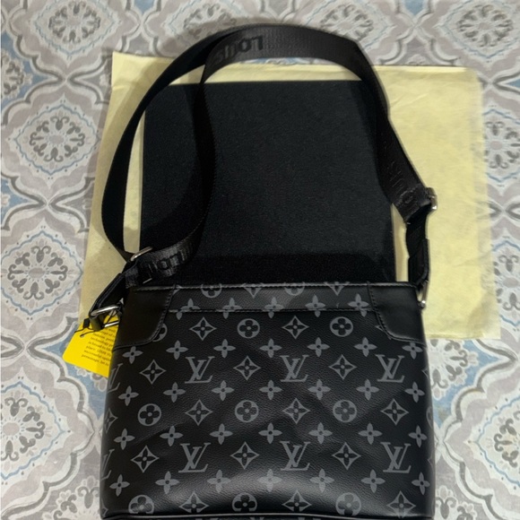 Louis Vuitton Monogram Black and Gray Shoulder Bag